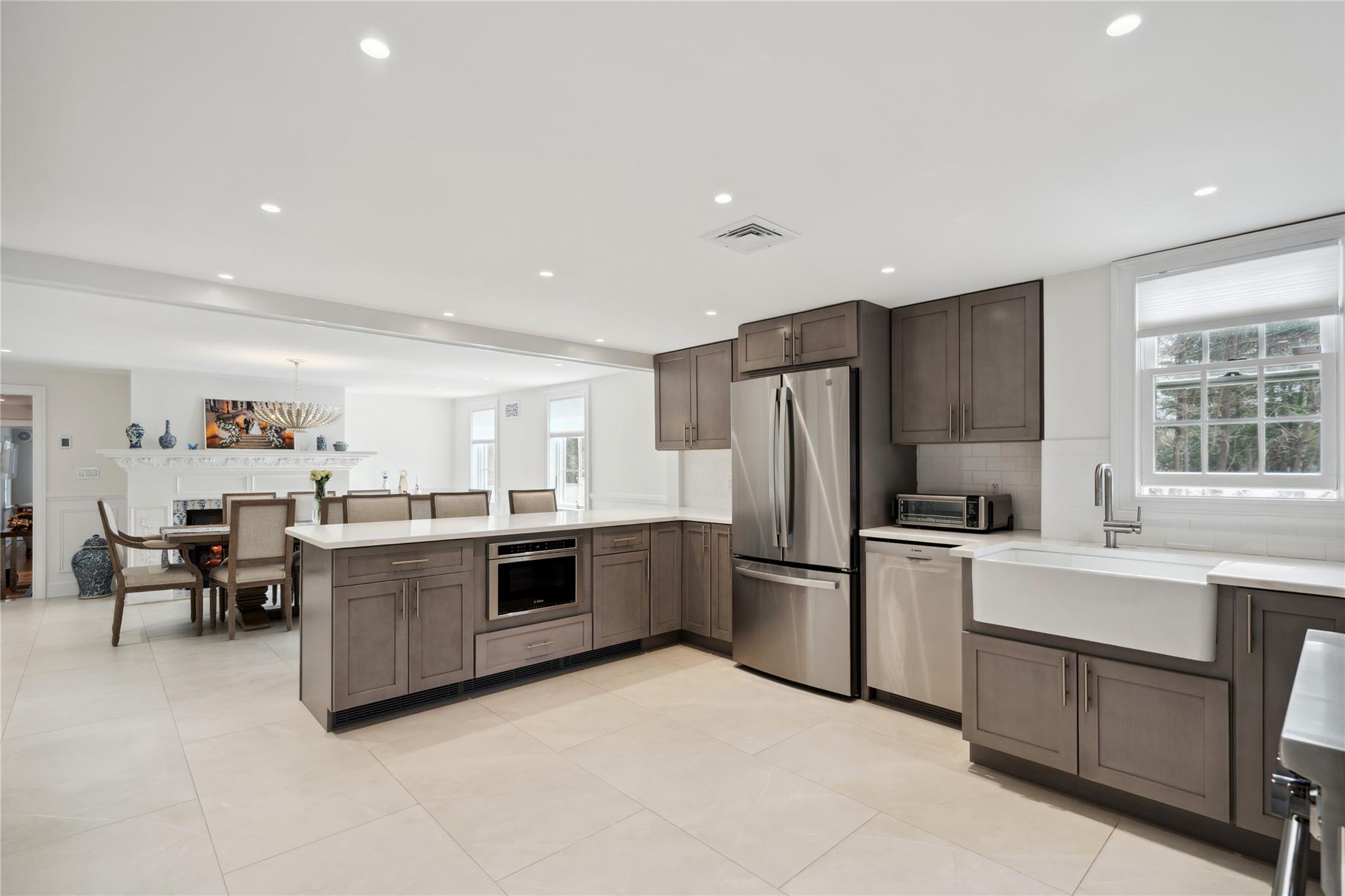 236 Berry Hill Road, Syosset, New York image 9
