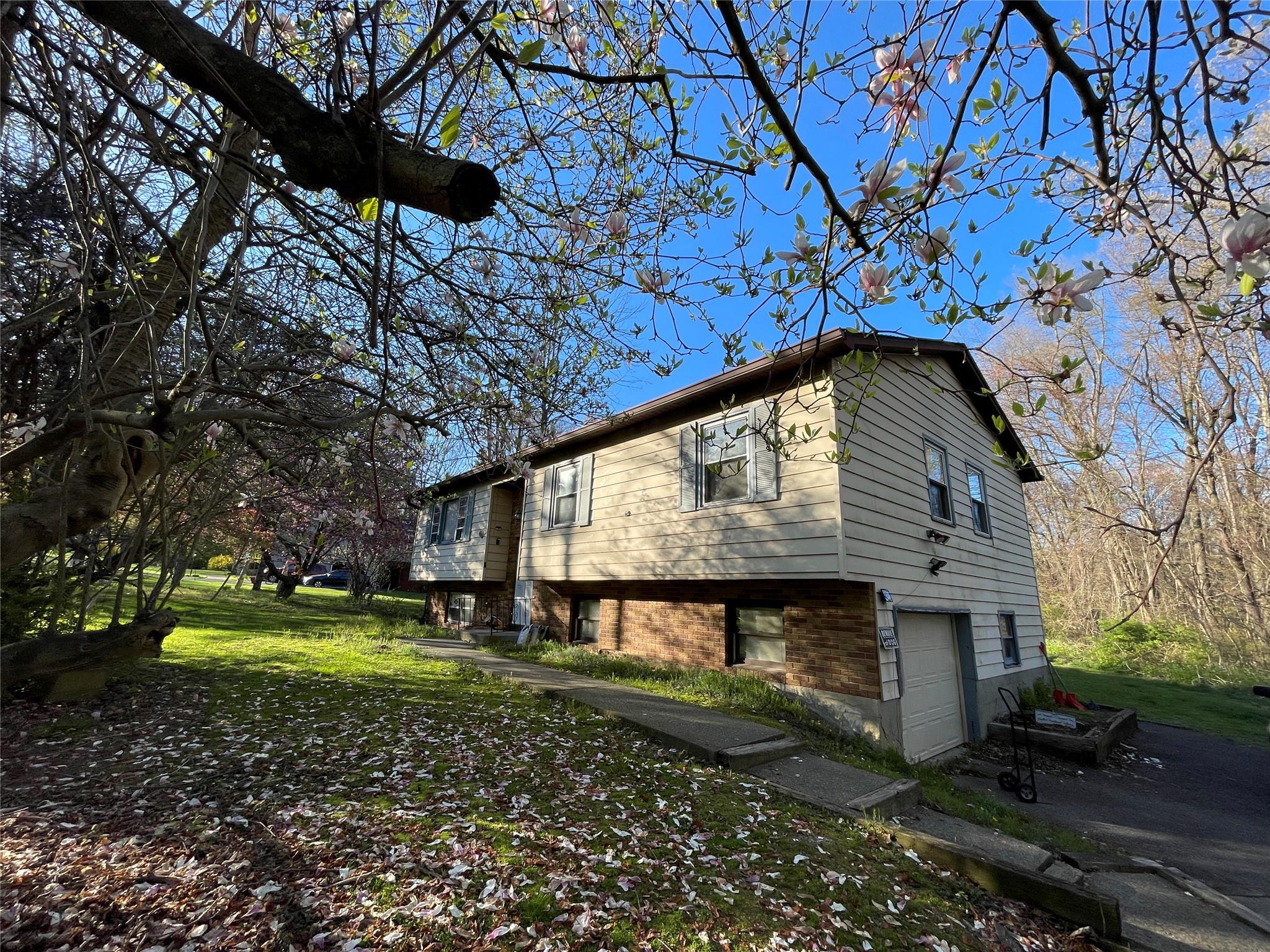44 Moccasin View Road, Fishkill, New York image 5