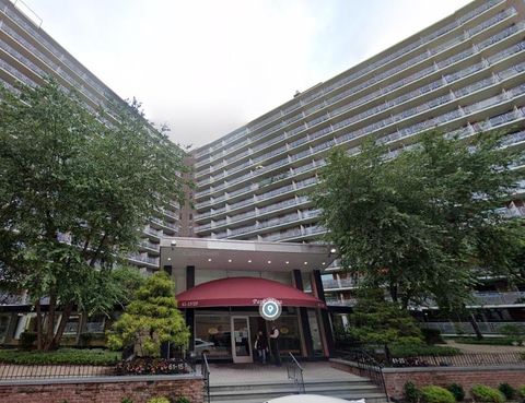 61-15 97 Street Unit 4E, Rego Park, NY 11374 - MLS#: 828160