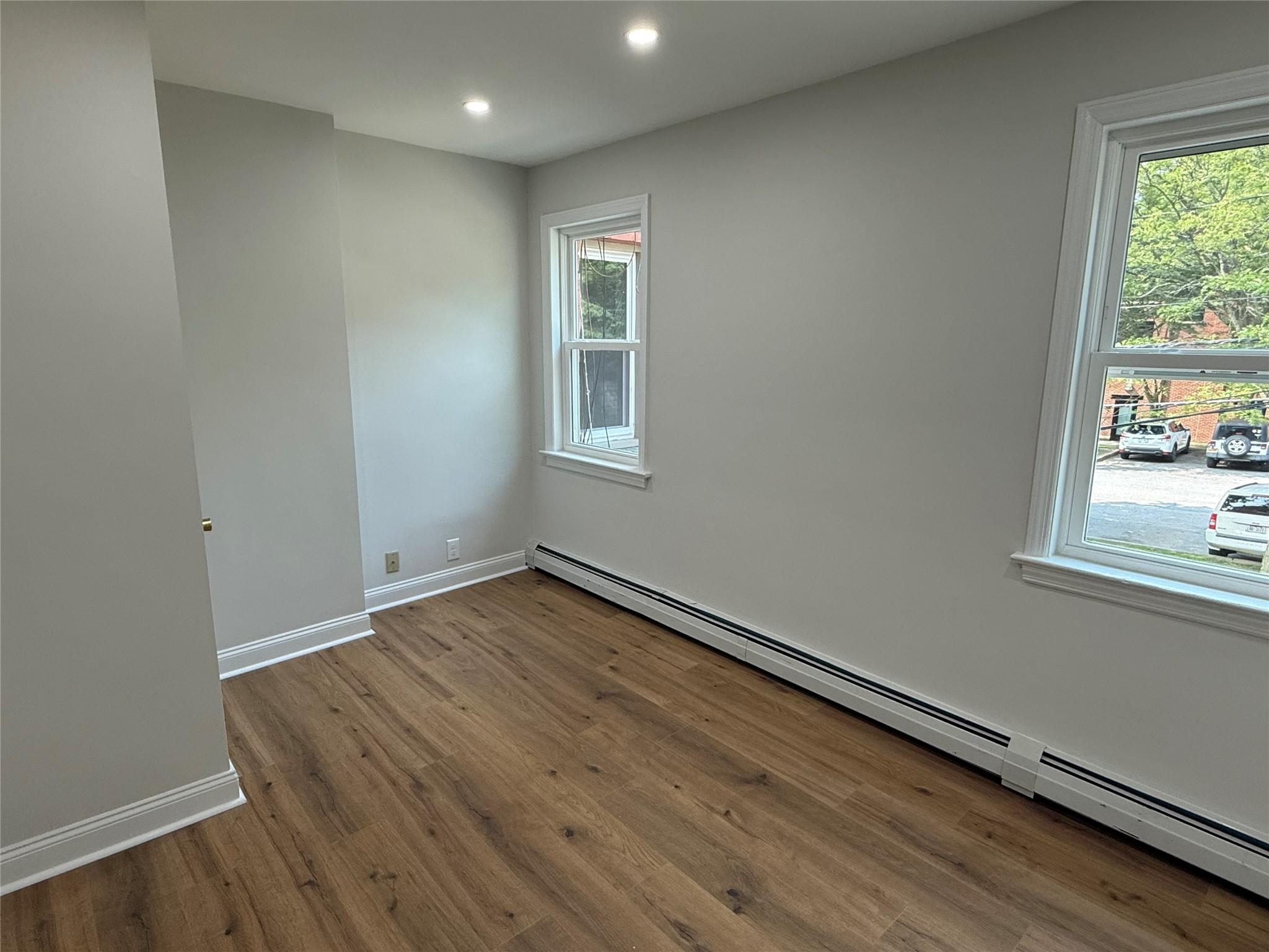 Beacon, New York 12508, United States, 2 Bedrooms Bedrooms, ,1 BathroomBathrooms,Residential,Active,148164