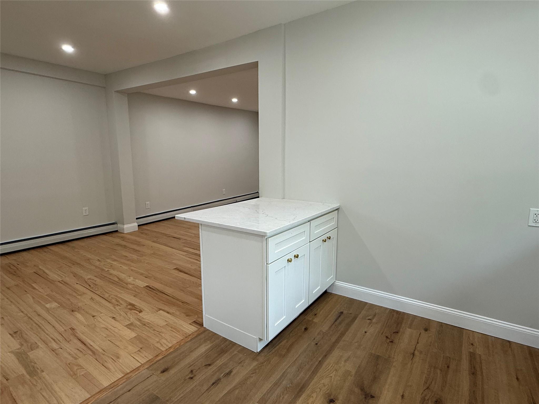 Beacon, New York 12508, United States, 2 Bedrooms Bedrooms, ,1 BathroomBathrooms,Residential,Active,148164