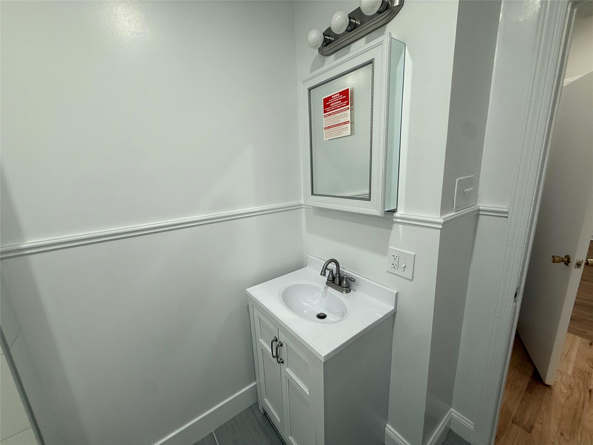 Beacon, New York 12508, United States, 2 Bedrooms Bedrooms, ,1 BathroomBathrooms,Residential,Active,148164