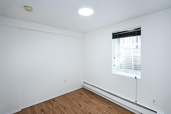 Dix Hills, New York 11746, United States, 2 Bedrooms Bedrooms, ,1 BathroomBathrooms,Residential,Active,78004