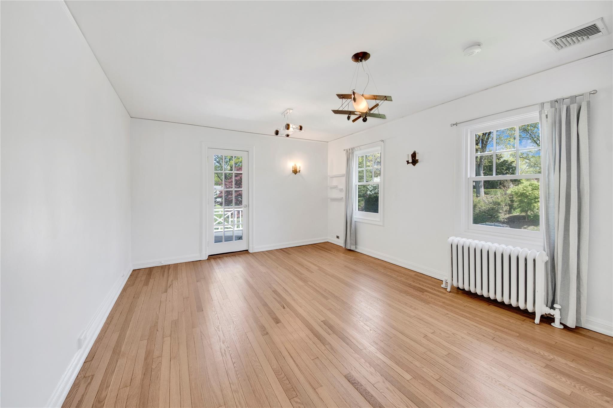 34 Longvue Avenue, New Rochelle, New York image 20