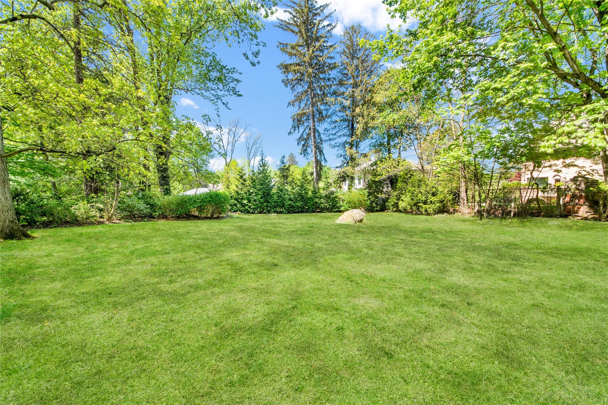 34 Longvue Avenue, New Rochelle, New York image 36