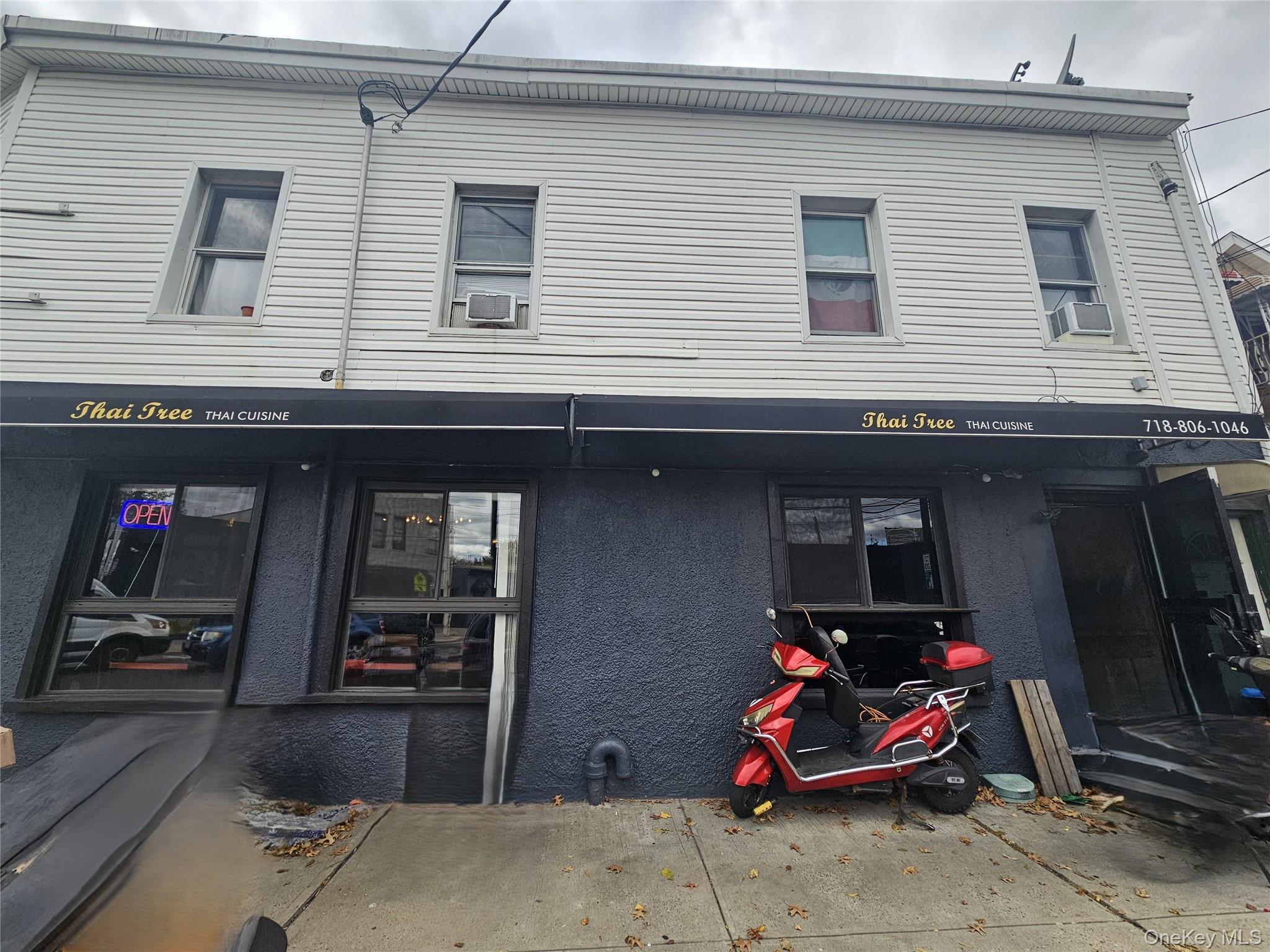 3617 Greenpoint Avenue