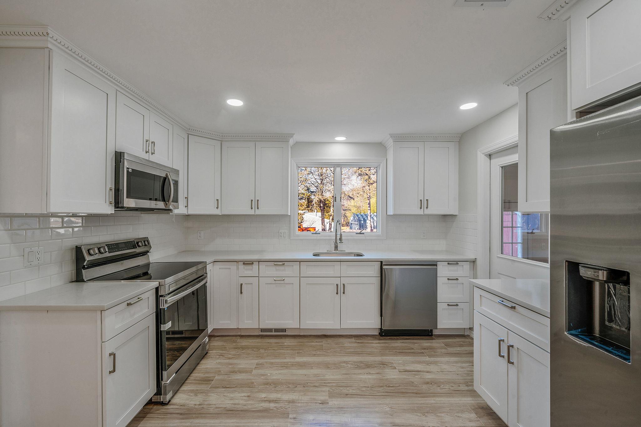 9 Dry Saw Mill Road, Manorville, New York image 20