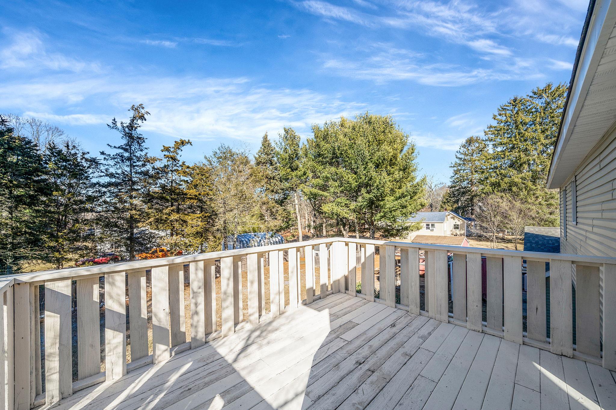 9 Dry Saw Mill Road, Manorville, New York image 11