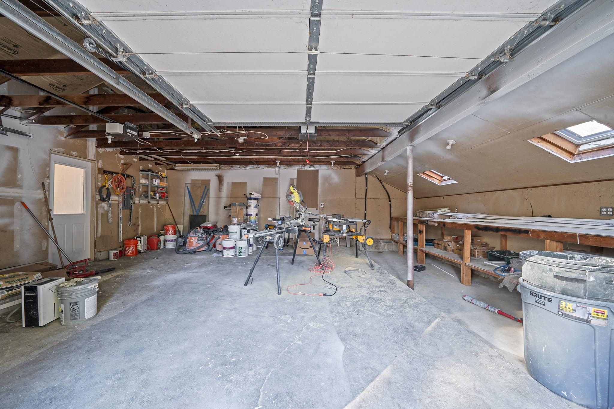 9 Dry Saw Mill Road, Manorville, New York image 32