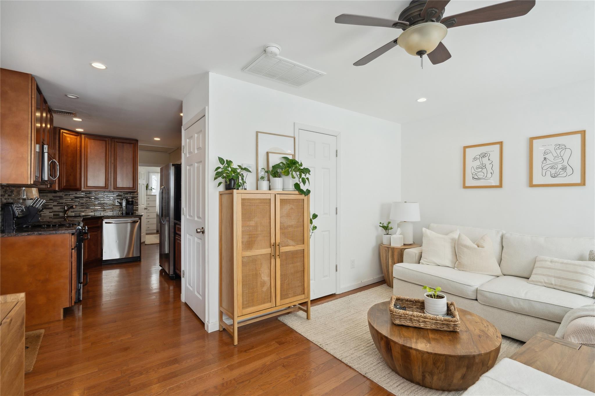 30 N Edwin Court, East Rockaway, New York image 7