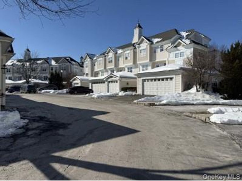 Photo of 414 Highridge Court, Peekskill, NY 10566 (MLS # 960443)