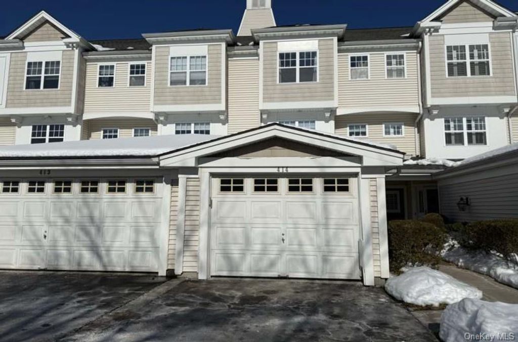 Photo of 414 Highridge Court, Peekskill, NY 10566 (MLS # 960443)