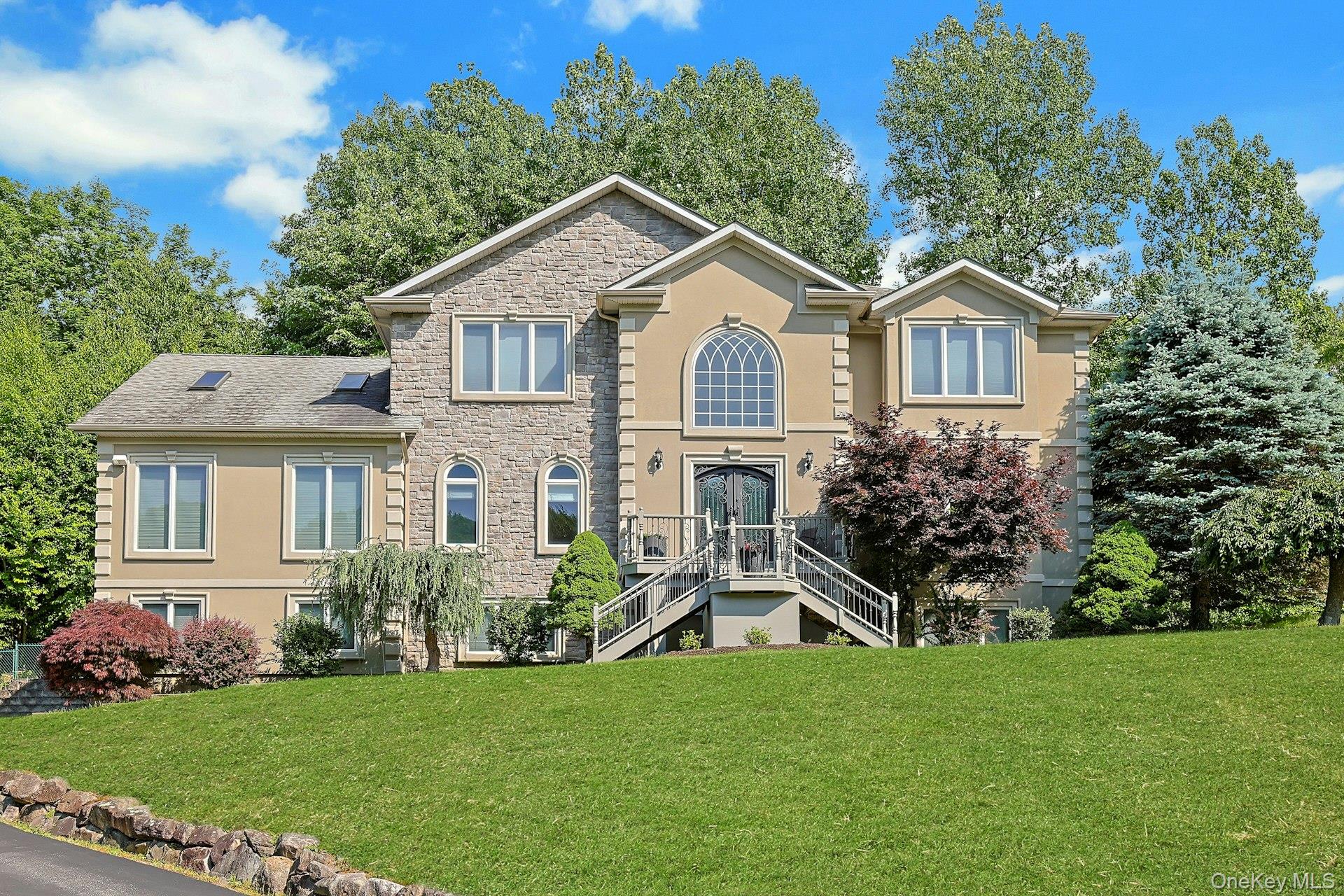 6 Cheesecote Lane
