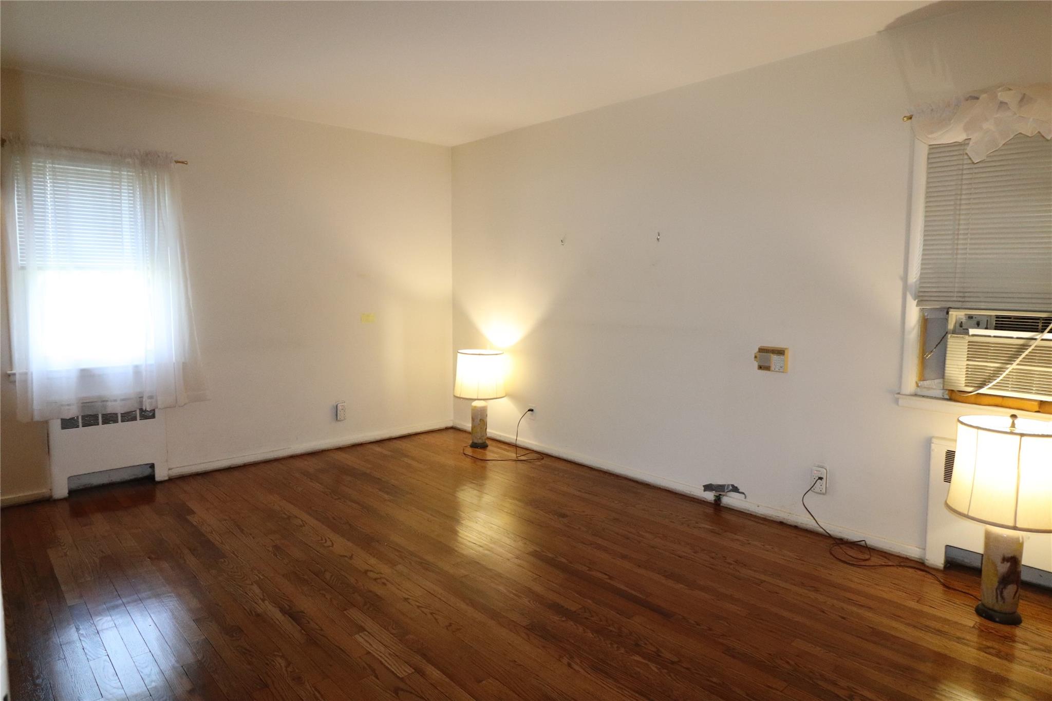 833 Dogwood Avenue, West Hempstead, New York image 11