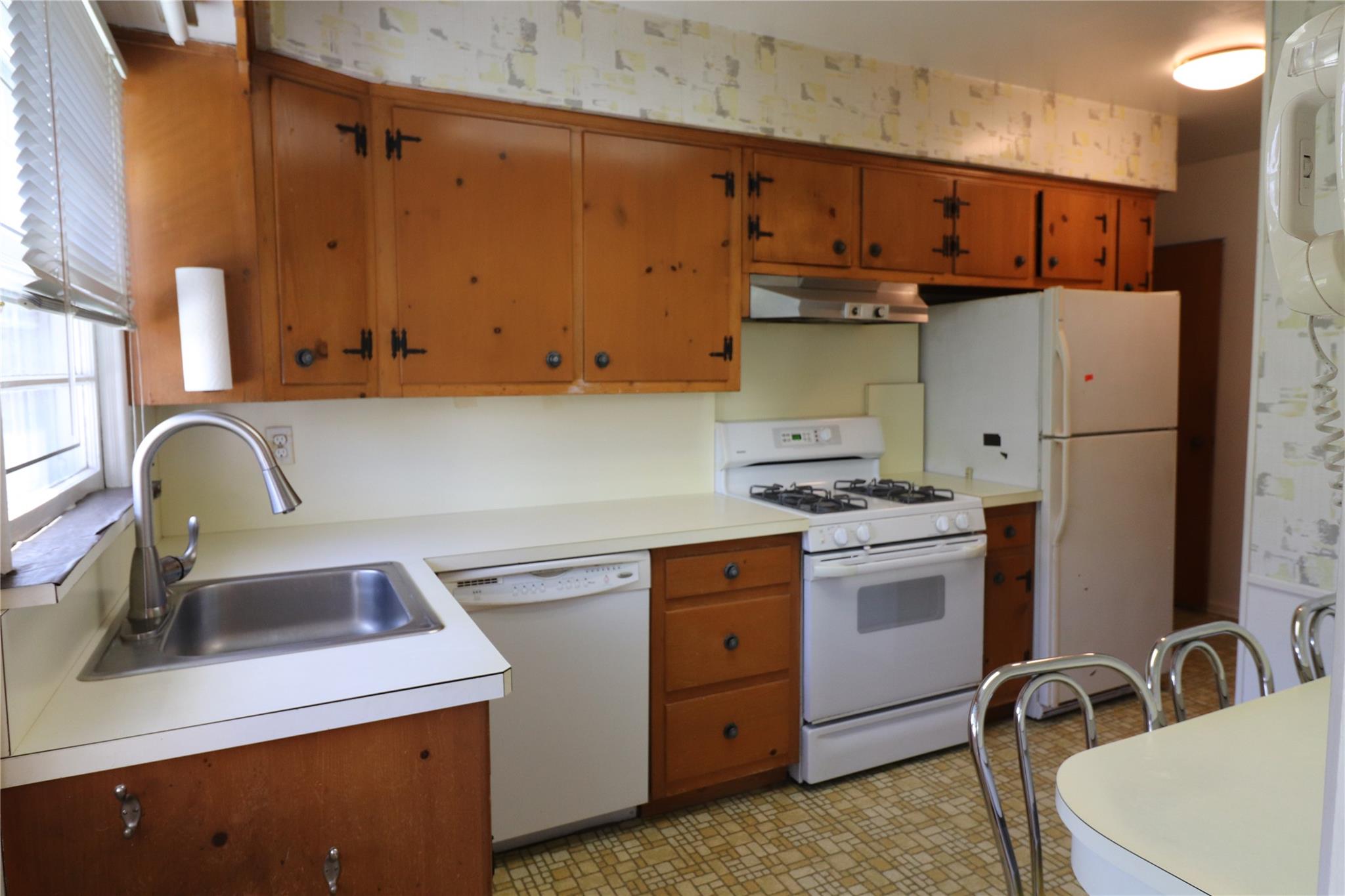 833 Dogwood Avenue, West Hempstead, New York image 8