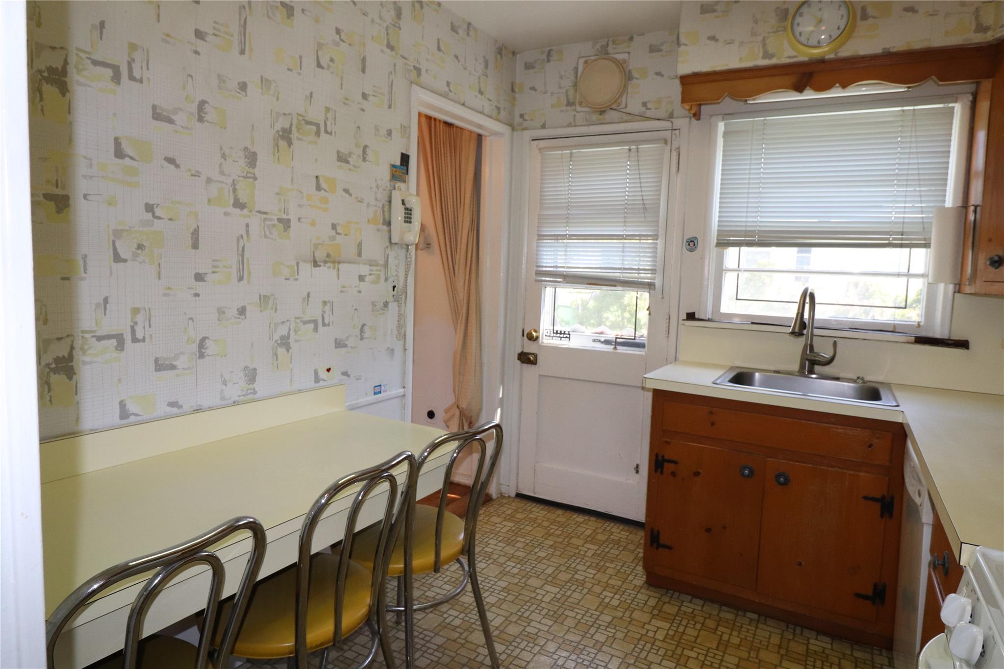 833 Dogwood Avenue, West Hempstead, New York image 9