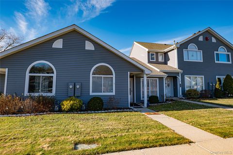 757 Spring Lake Drive Middle Island NY 11953