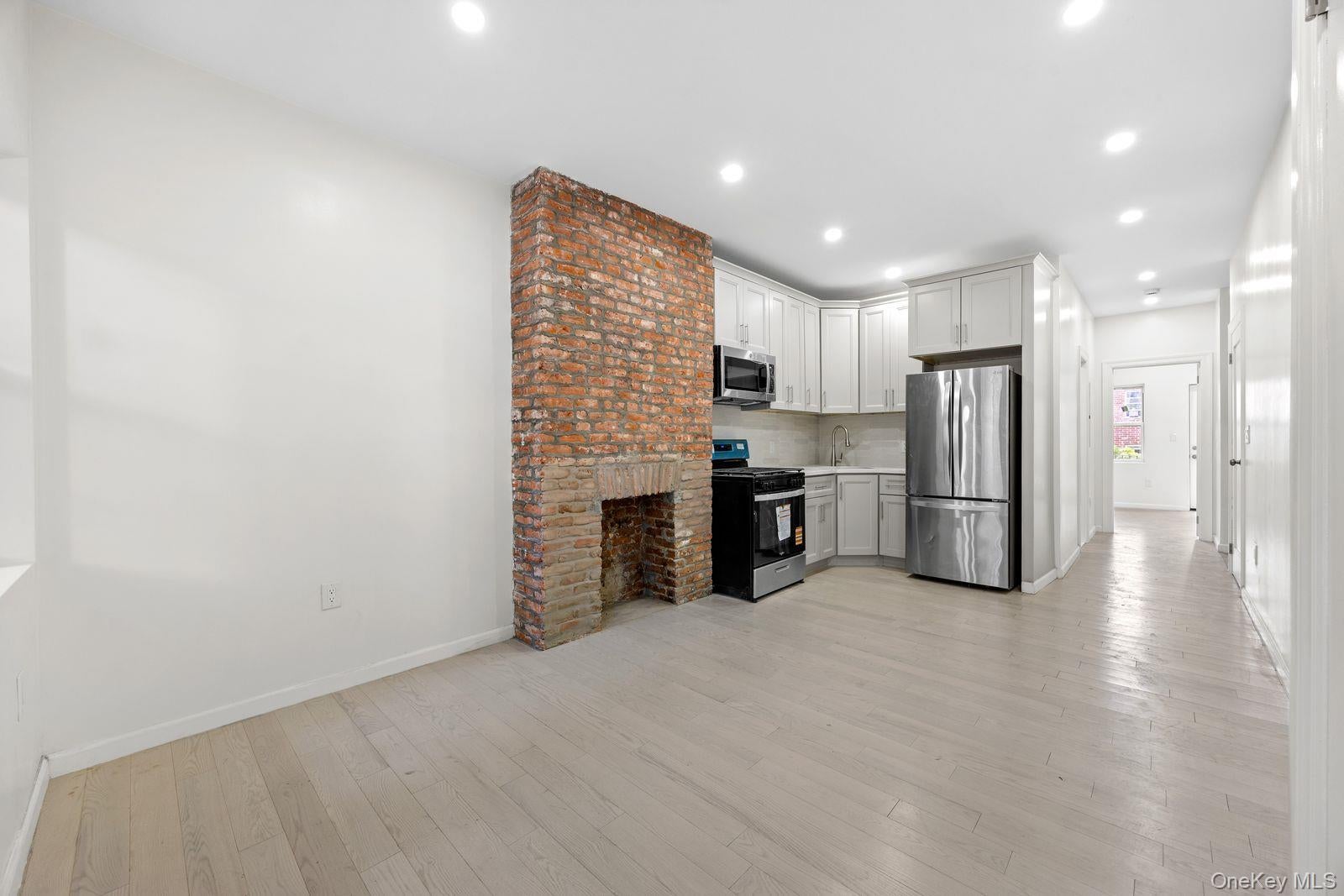 83A Cooper Street