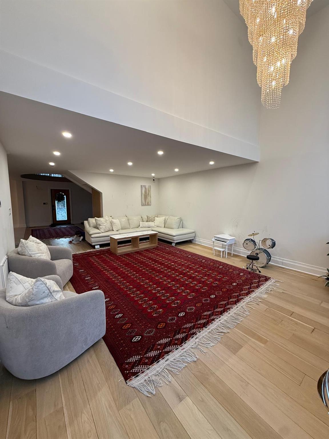 9 Mcculloch Drive, Dix Hills, New York image 5
