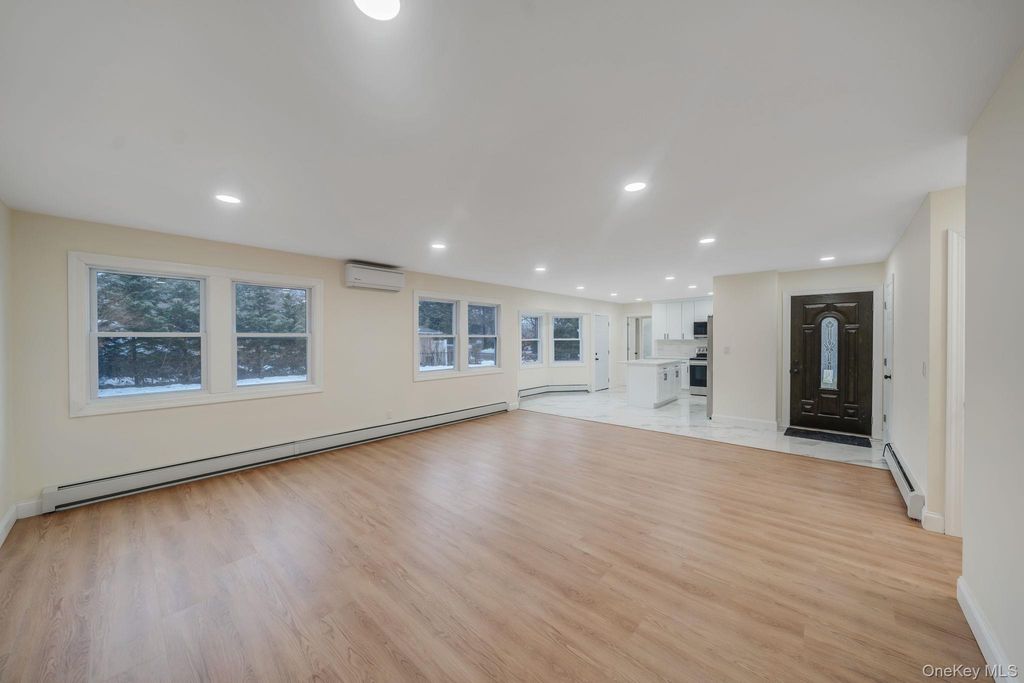 Photo of 50 7th Street, Saint James, NY 11780 (MLS # 967650)