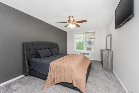 Homes For Sale - 42 Pine Street #3M<br/> Westchester County, Yonkers, NY 10701