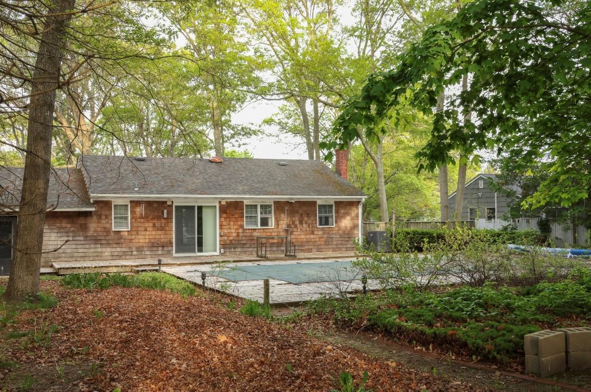 250 Swan Lake Drive, Patchogue, New York image 3