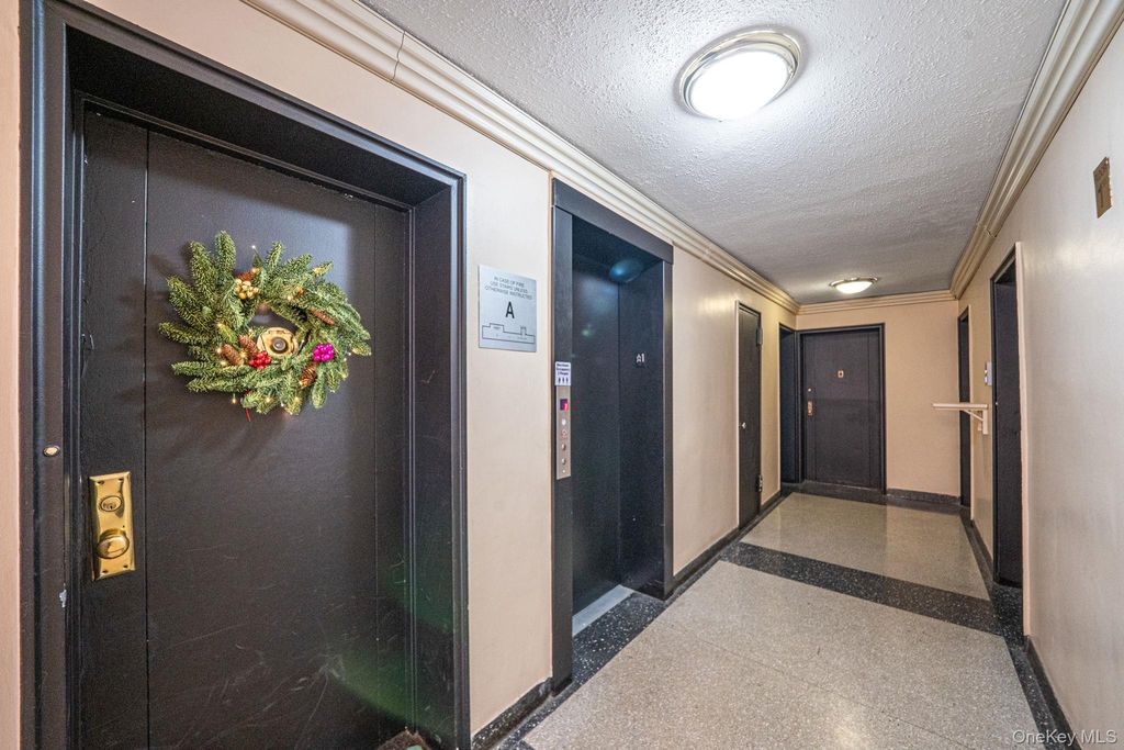 Photo of 213-05 75th Avenue #4N, Oakland Gardens, NY 11364 (MLS # 944952)