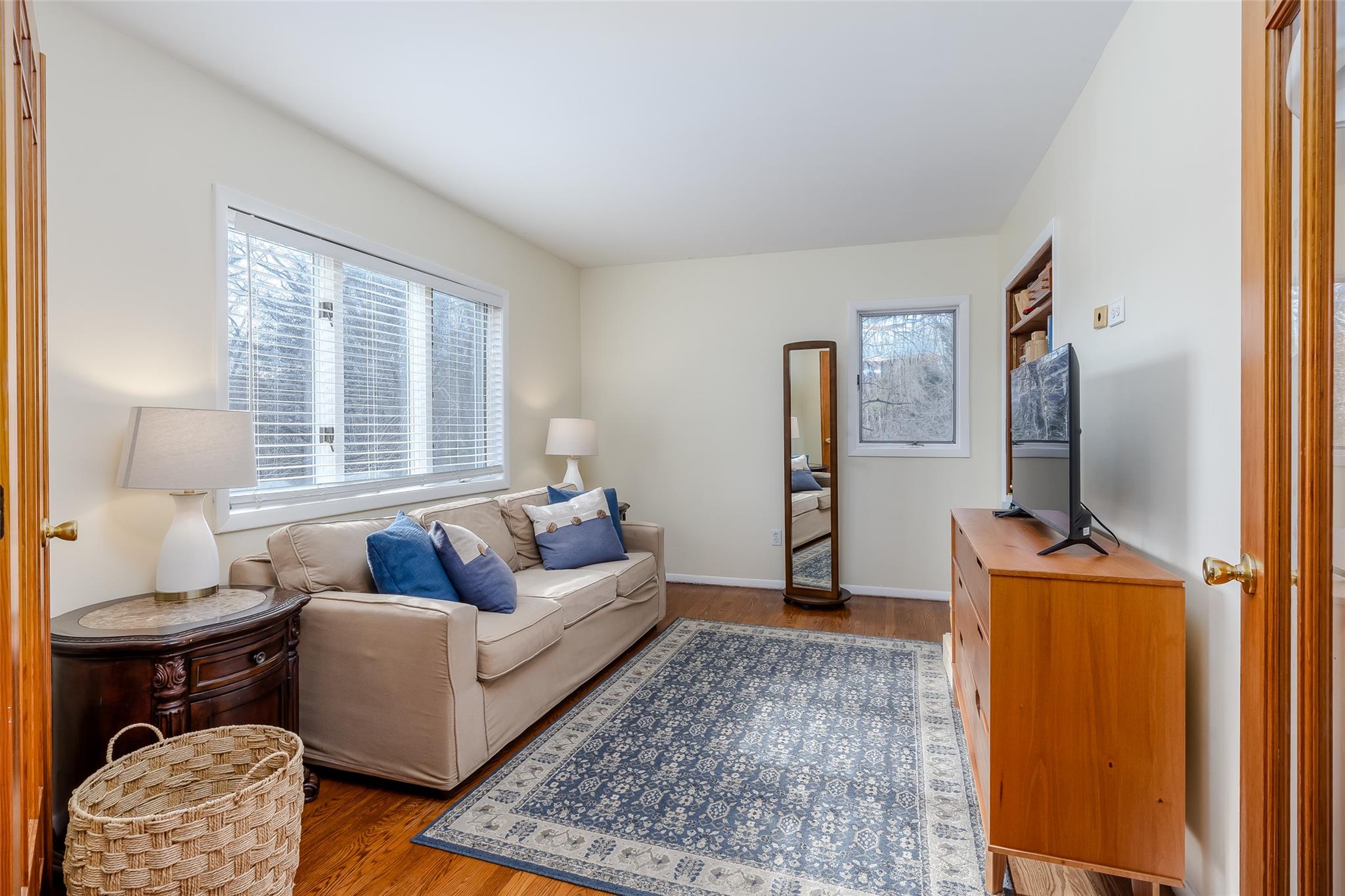 7 Chips Court, Port Jefferson, New York image 15