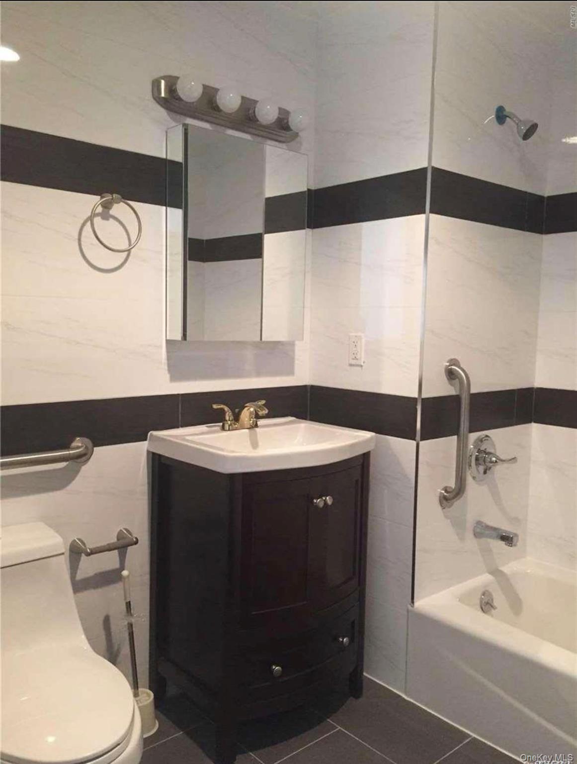 4226 147th Street 4A