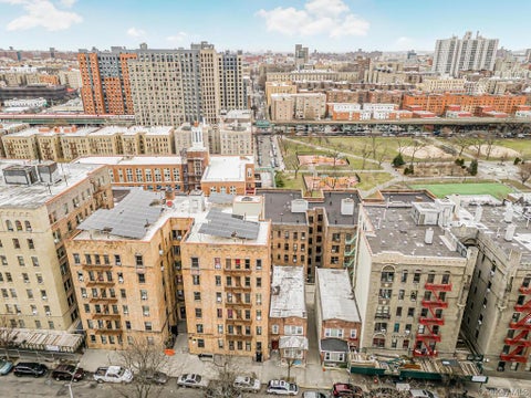 Multifamily For Sale - 1122 Anderson Avenue<br/> Bronx, NY 10452