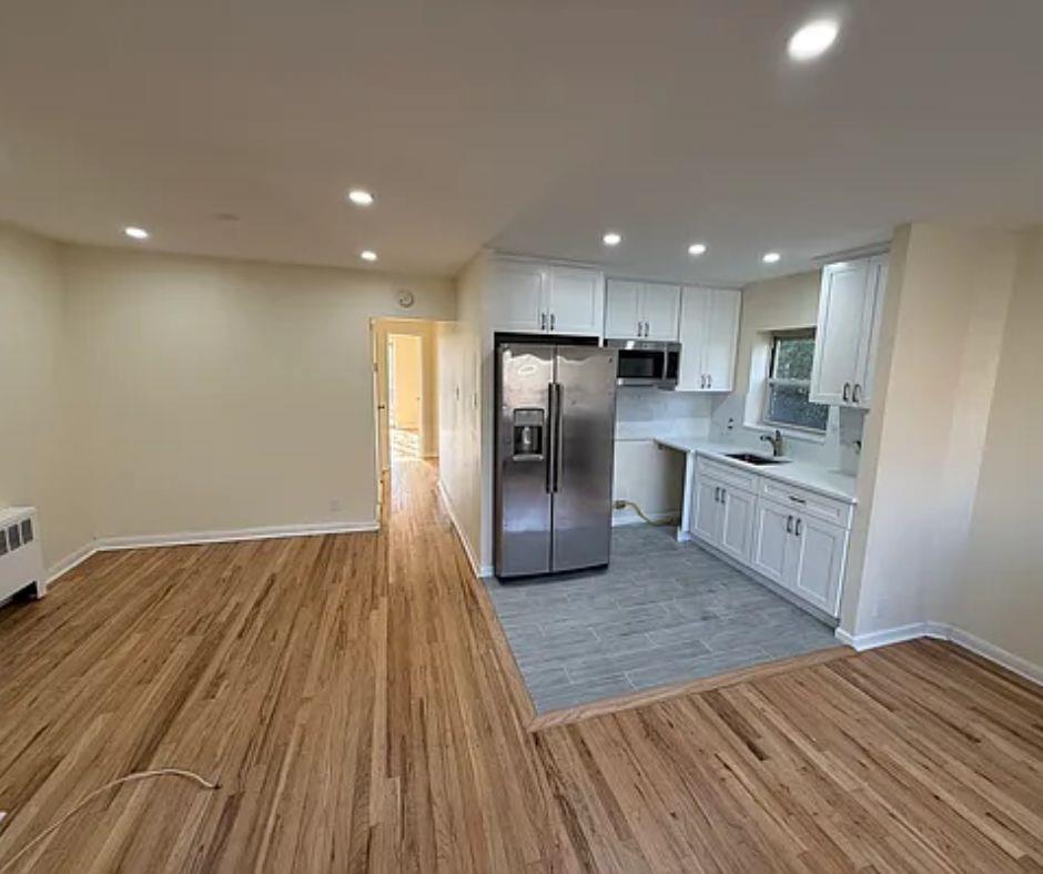 Rental Property at W 259th Street, Bronx, New York - Bedrooms: 3 
Bathrooms: 1 
Rooms: 4  - $3,500 MO.