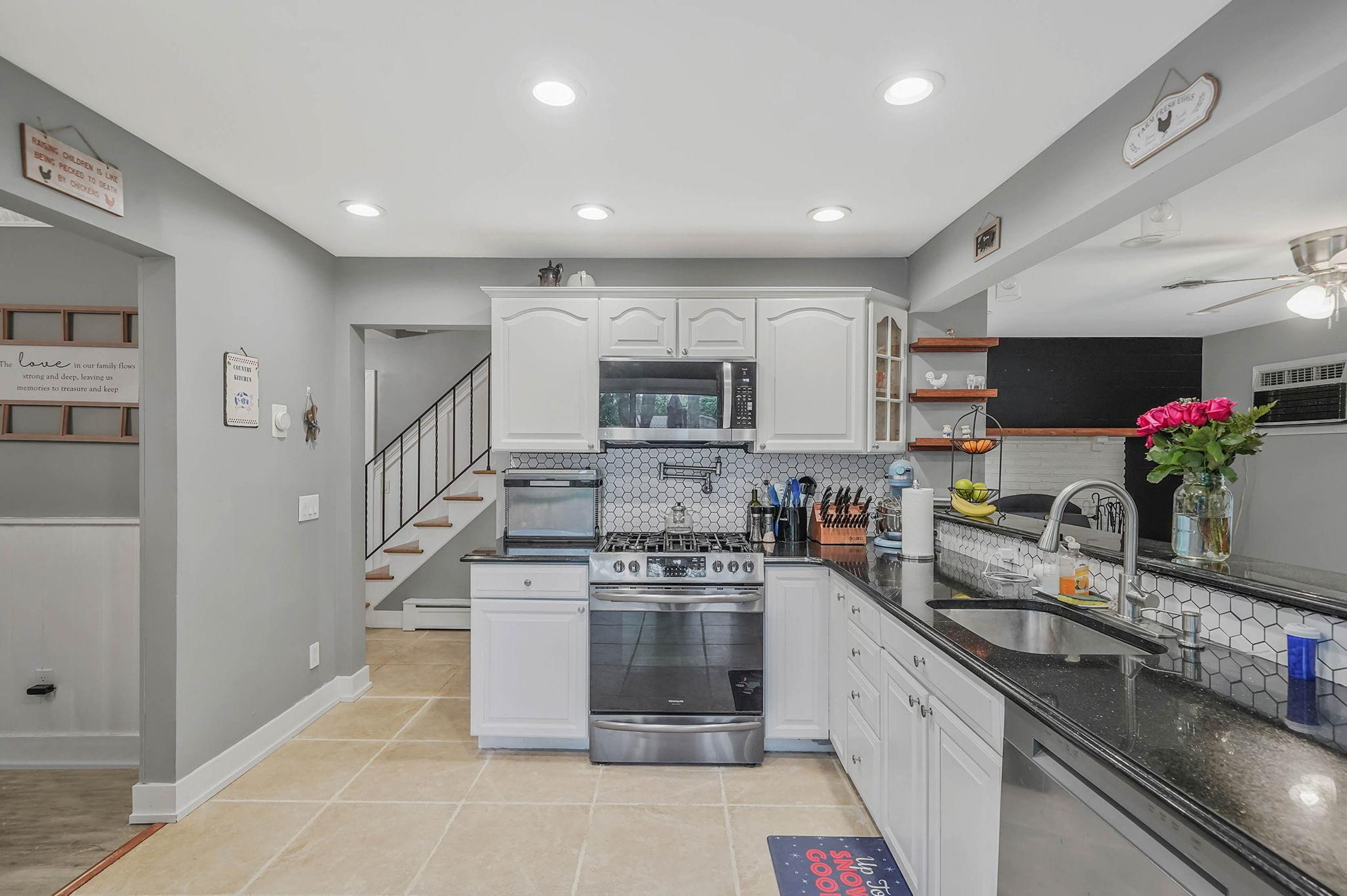 121 Tyler Avenue, Miller Place, New York image 6