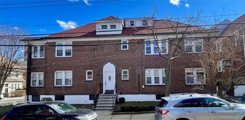Multifamily For Sale - 372 E 235th Street<br/> Bronx, NY 10470
