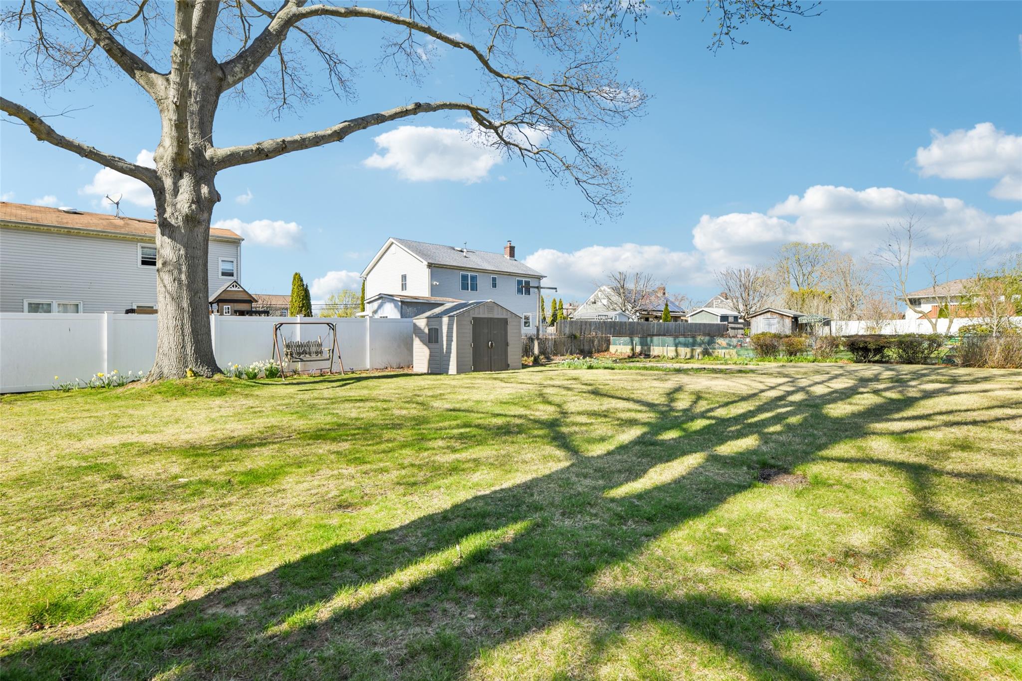 622 14th Street, West Babylon, New York image 22