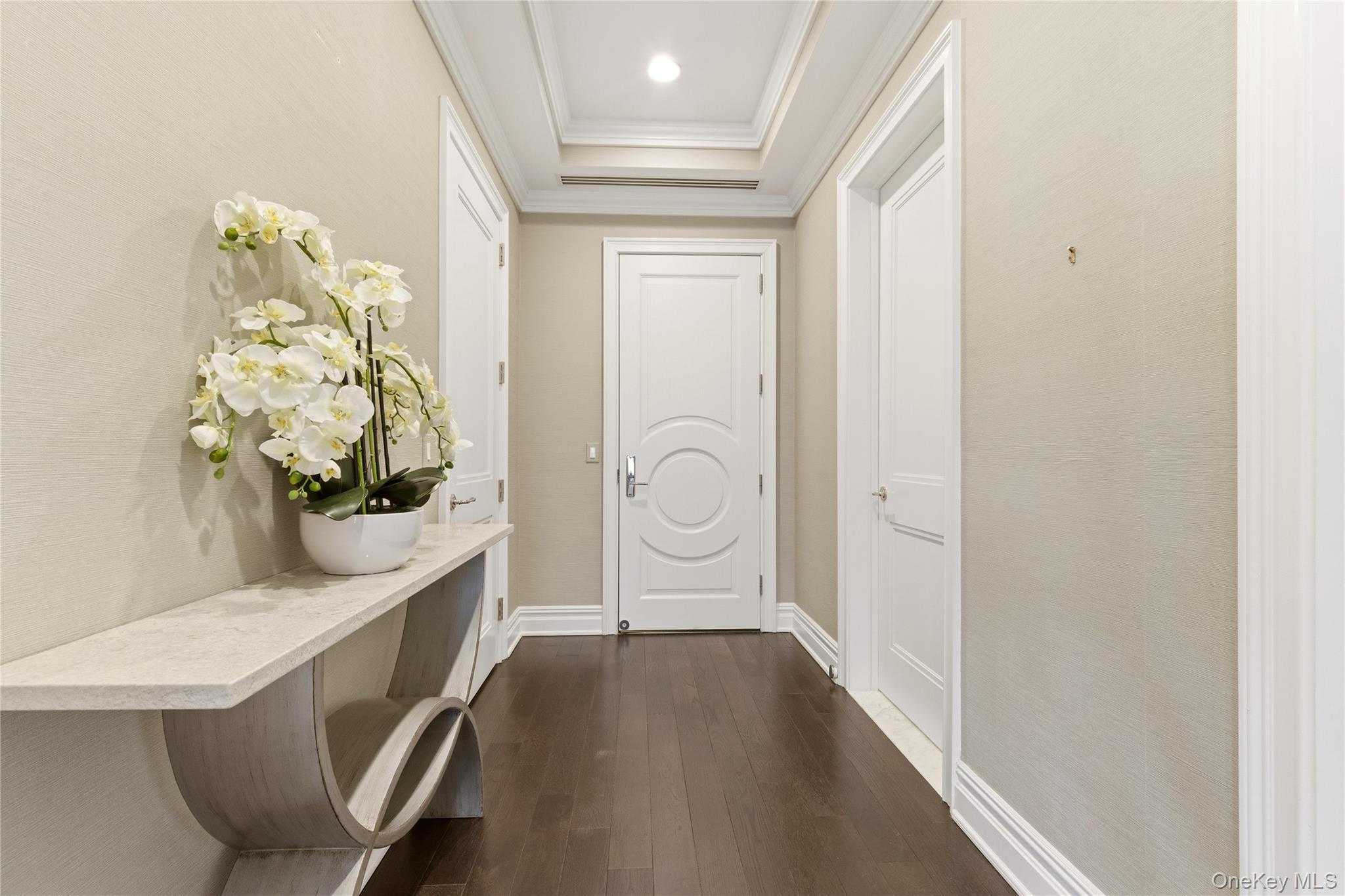 3000 Royal Court 3102