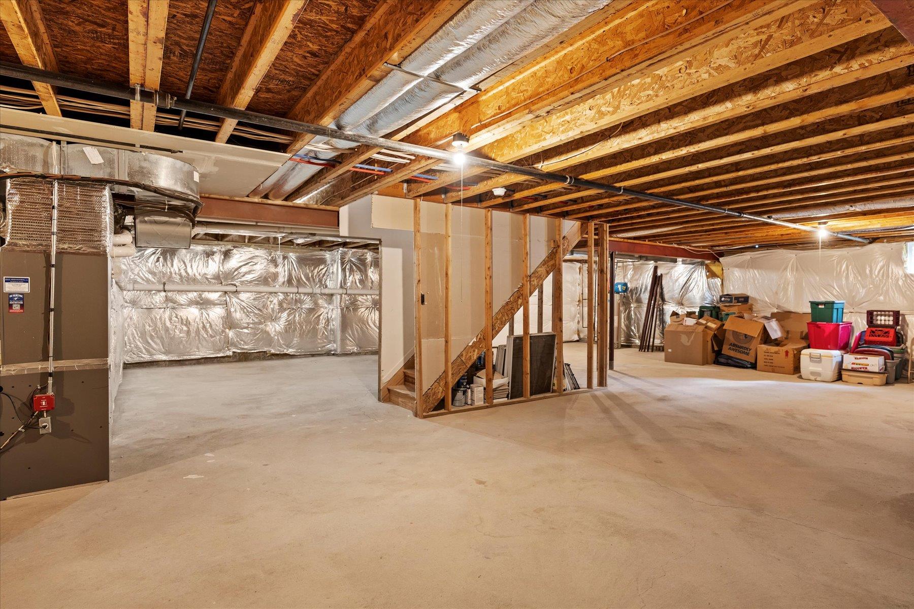 7 Moreland Court, Mount Sinai, New York image 38