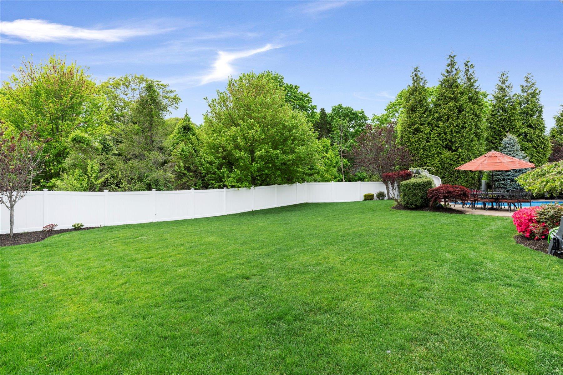 7 Moreland Court, Mount Sinai, New York image 11