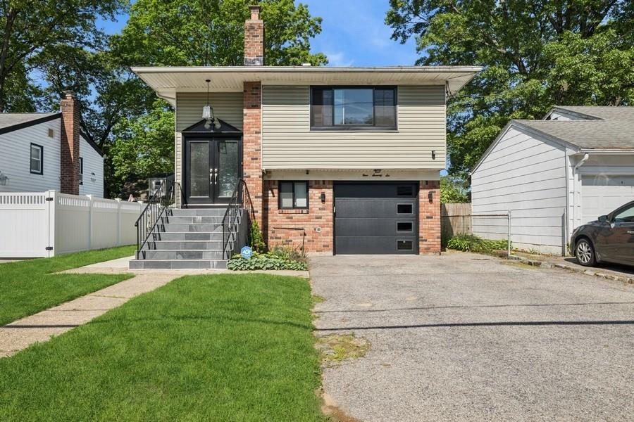 976 Erie Road