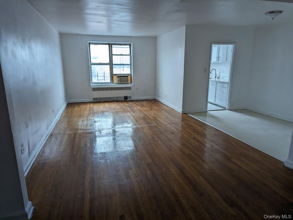 Photo of 4225 80th Street #6F, Elmhurst, NY 11373 (MLS # 986660)