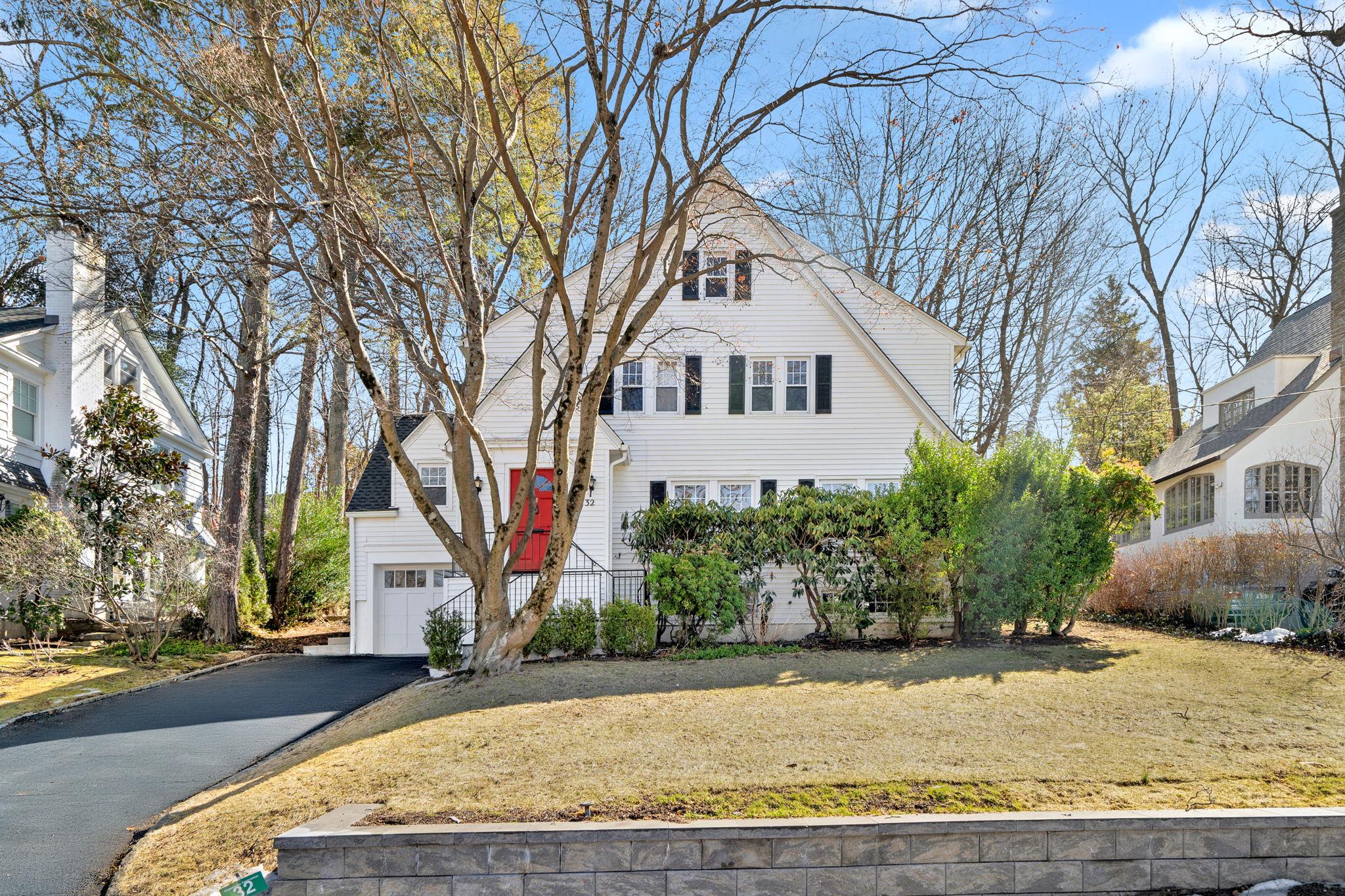 32 Claremont Road, Scarsdale, New York image 2