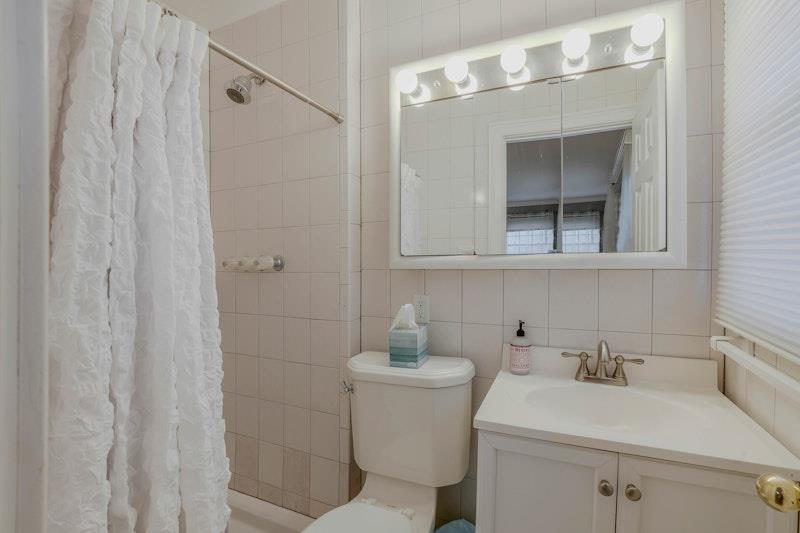 128 Sunny Hill Drive, East Norwich, New York image 29
