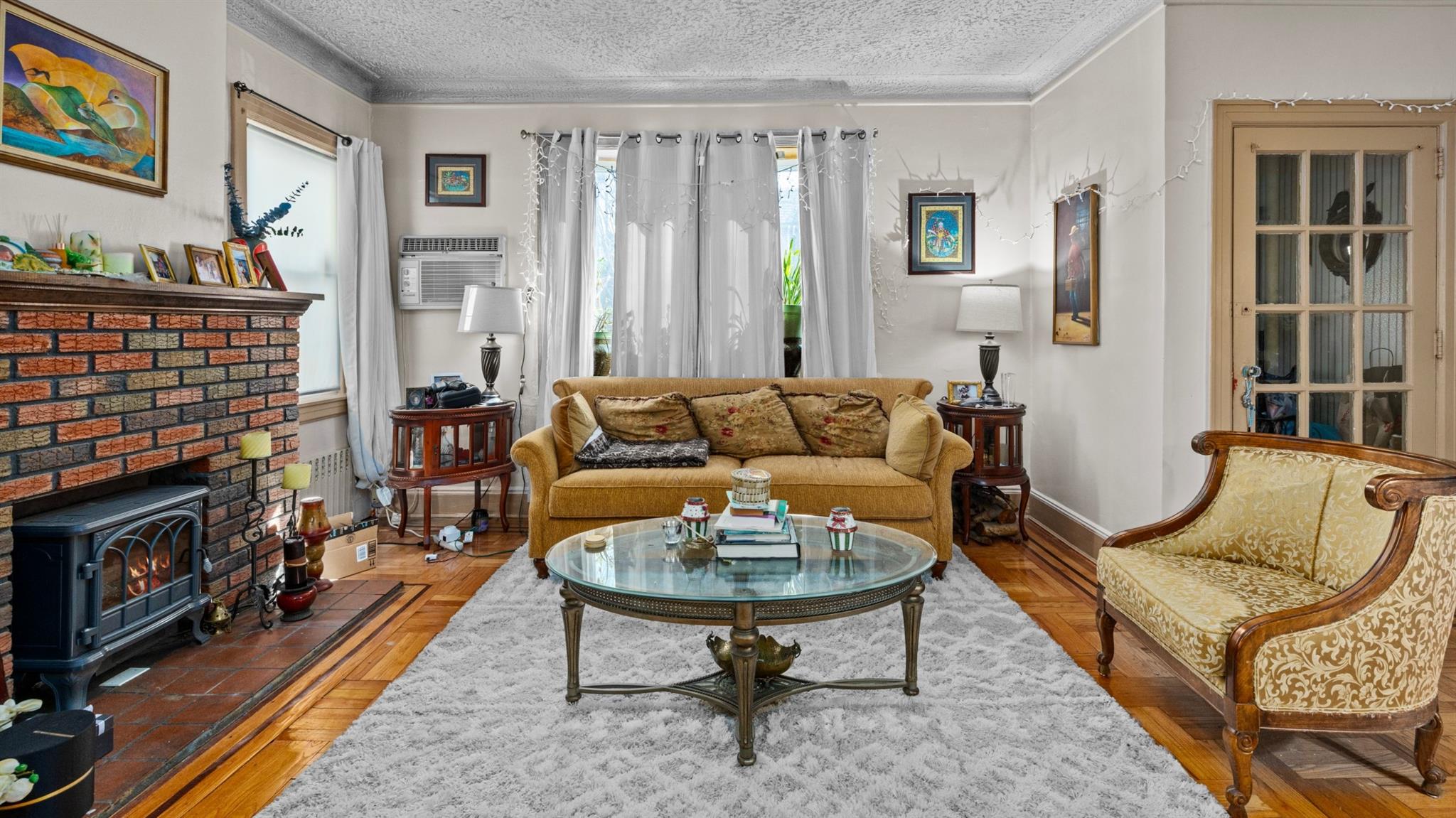82-60 166th Street St, Jamaica, New York image 4