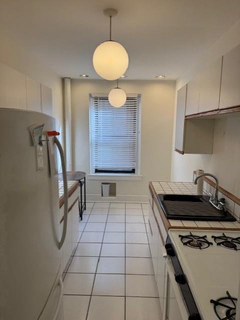 Mamaroneck Avenue 825, White Plains, New York - 1 Bedrooms  
1 Bathrooms - 