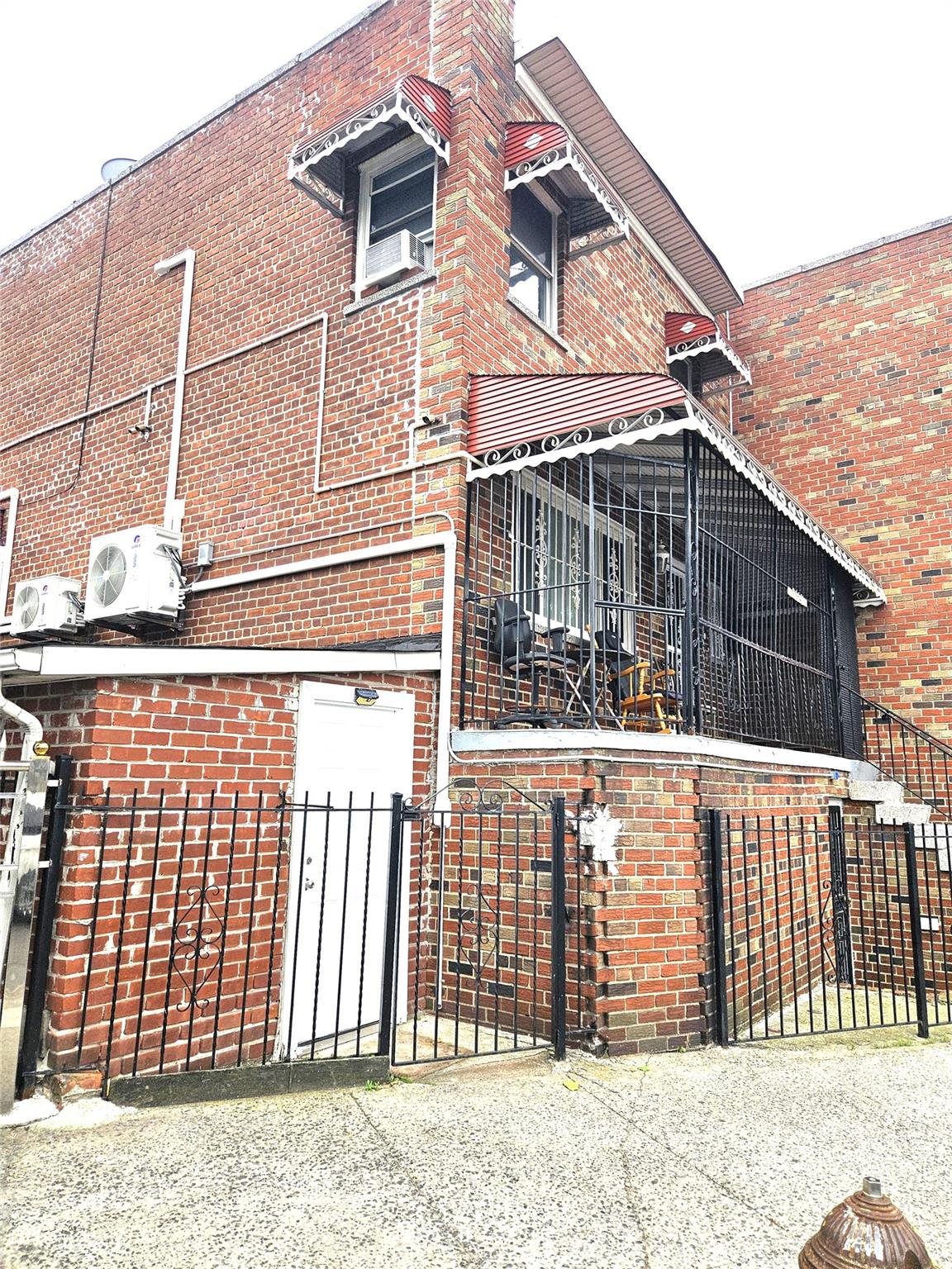 2164 Cross Bronx Expressway