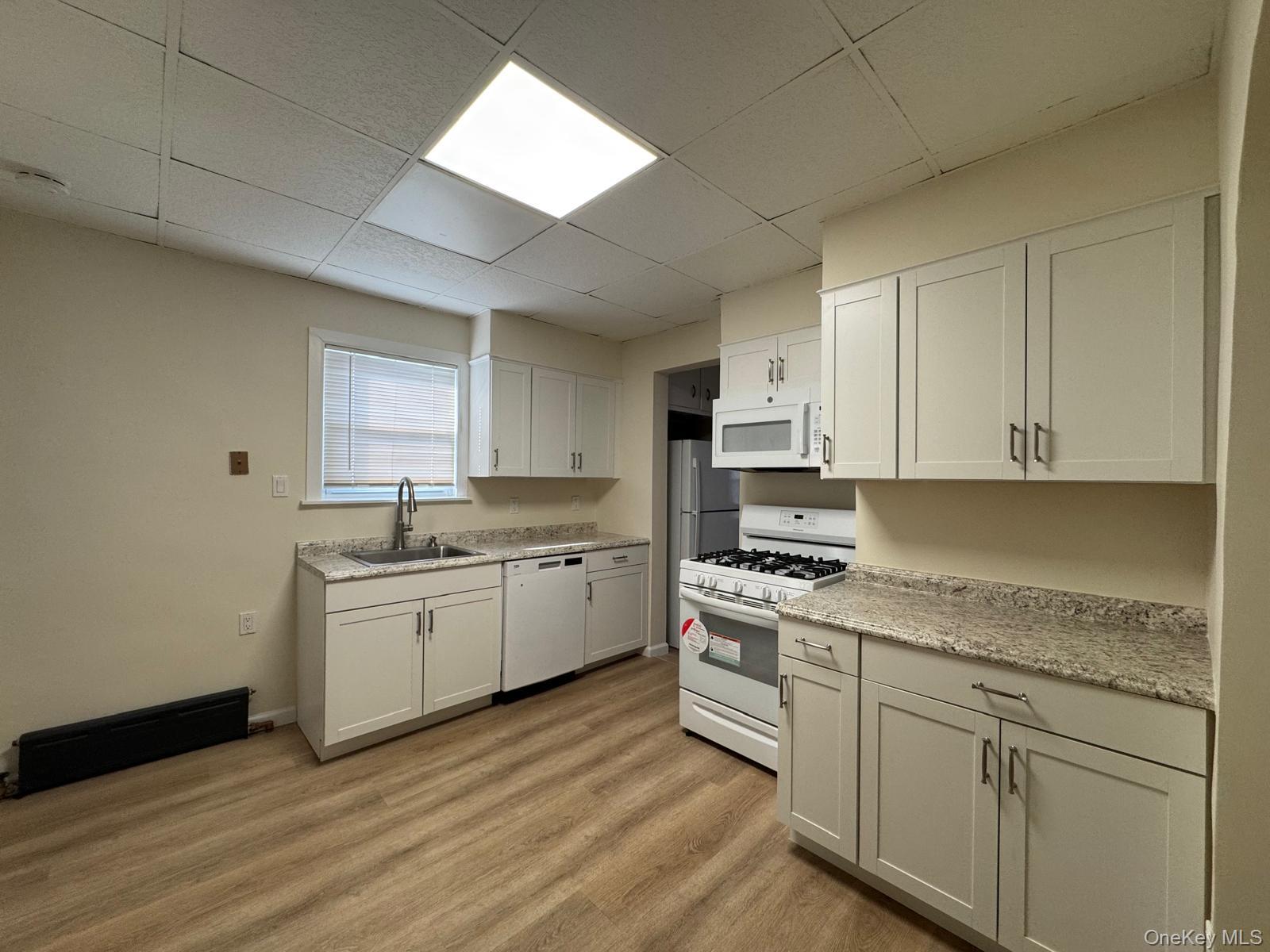 169 Lockwood Avenue 2nd Floor