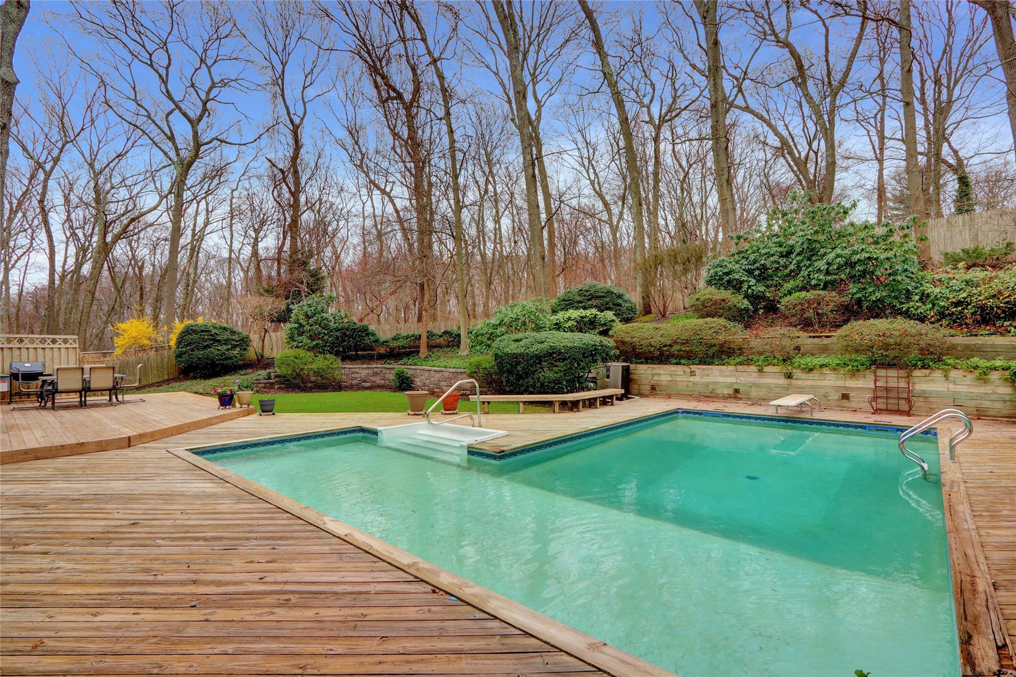 112 Norton Drive, East Northport, New York image 28
