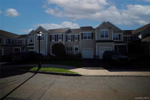 Condo For Sale - 10 Bainbridge Place #704<br/> Newburgh, NY 12550