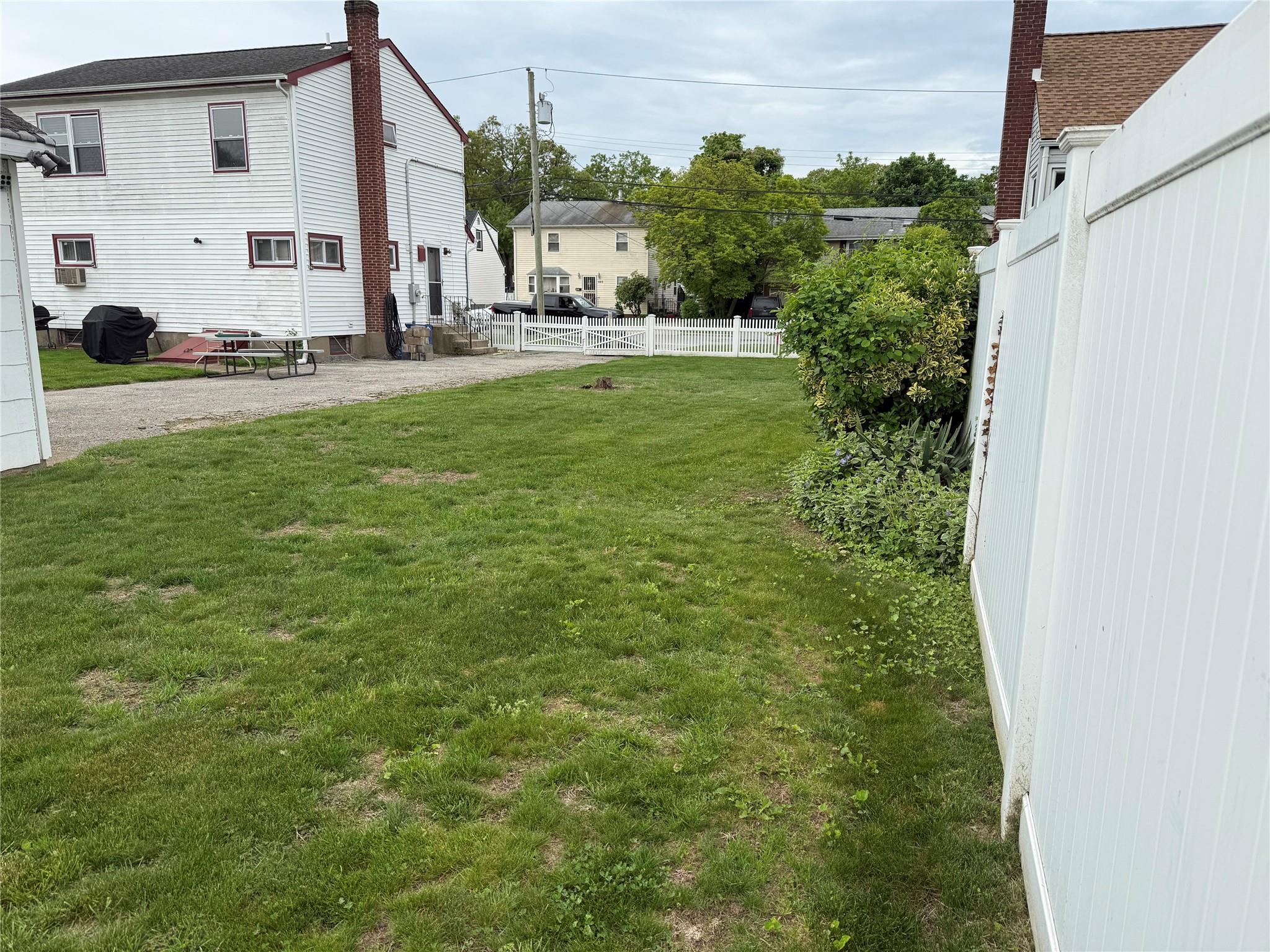 488 Coolidge Avenue, Rockville Centre, New York image 7