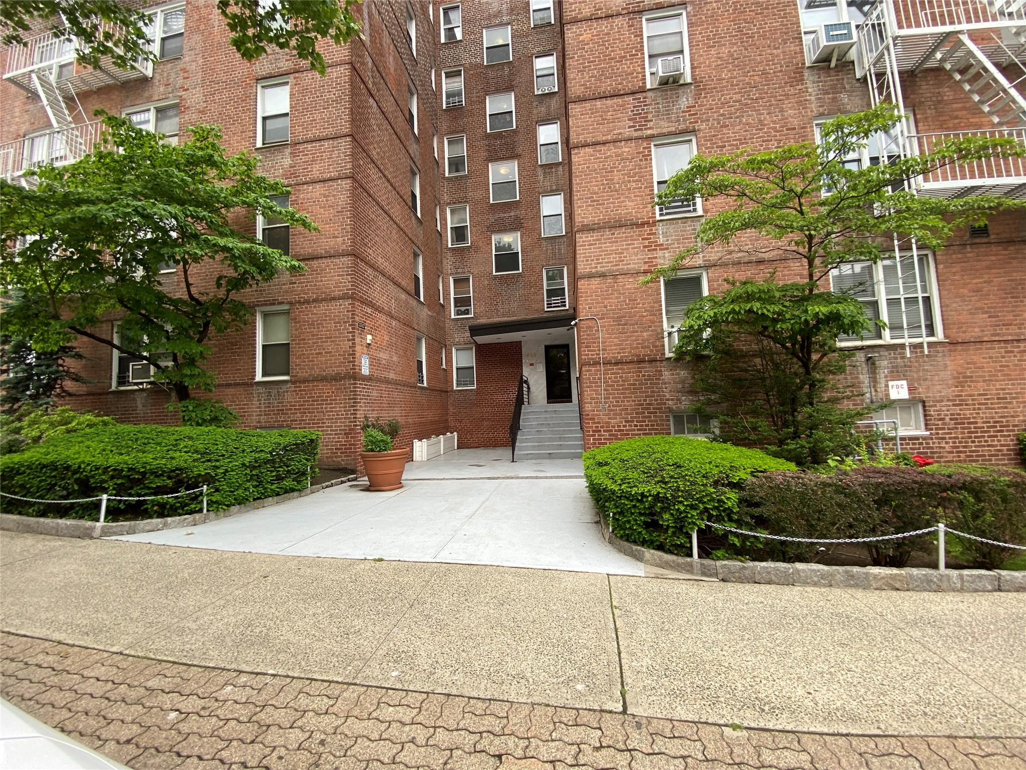501 Riverdale Avenue #6L, Yonkers, New York image 16