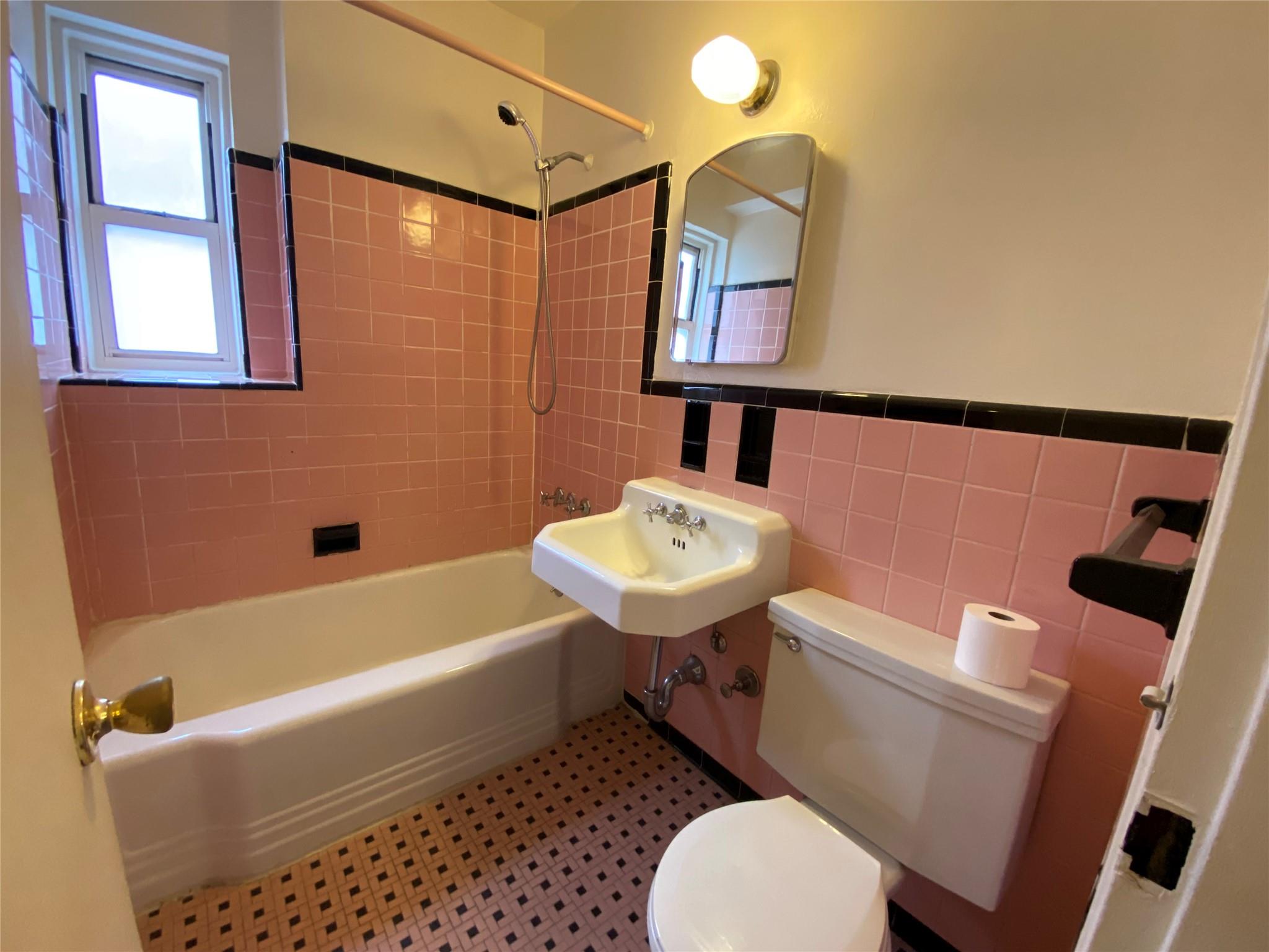 501 Riverdale Avenue #6L, Yonkers, New York image 6